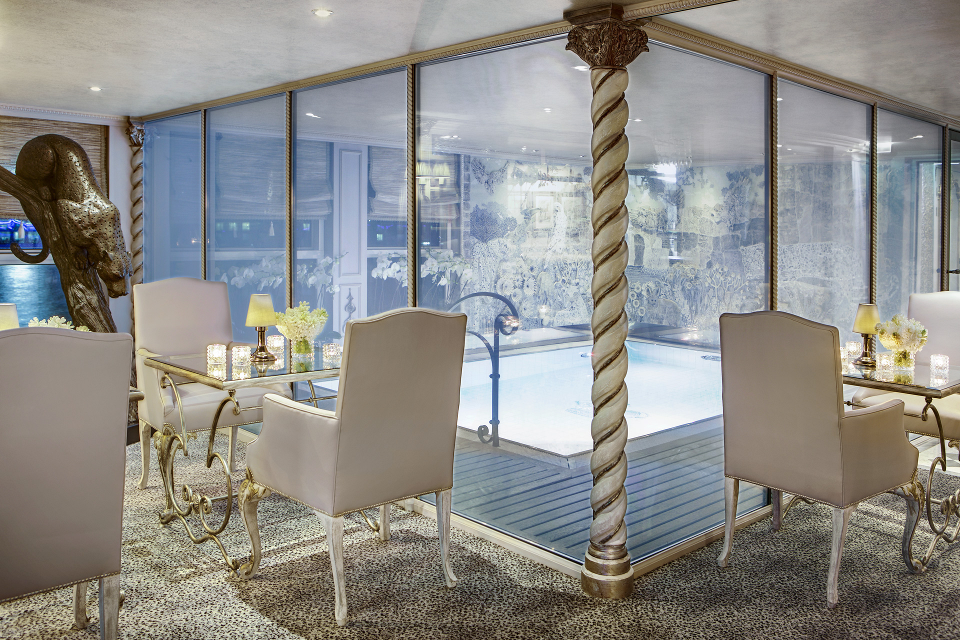 UNIWORLD Boutique River Cruises SS Maria Theresa Interior Bar du Leopard Pool 5.jpg